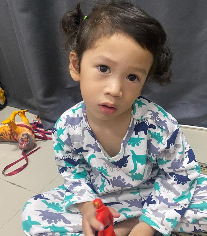 ชาคริต แย้มนาม น้องโพธิ์