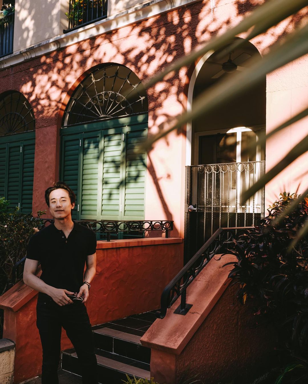 เจมส์ ธีรดนย์