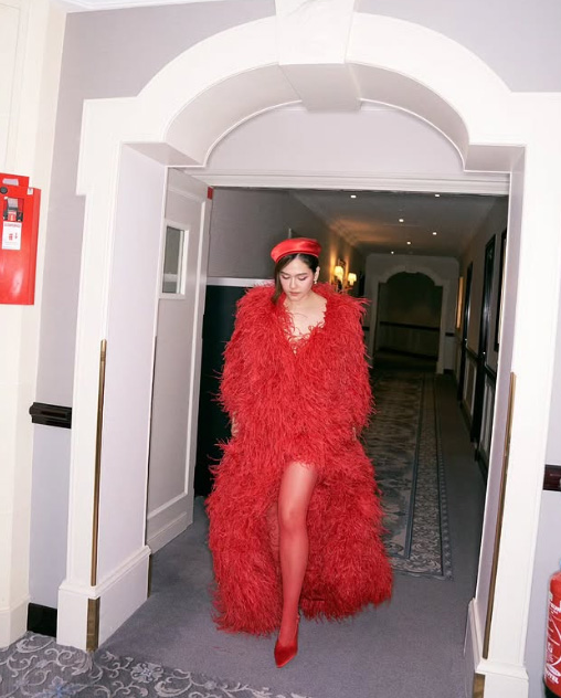 ชมพู่ อารยา กับ 9 ลุคที่ Paris Fashion Week 2025 สวยจัดเต็ม ปังสะกดสายตา