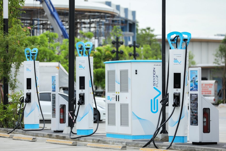 สถานีชาร์จรถไฟฟ้า ev station pluz