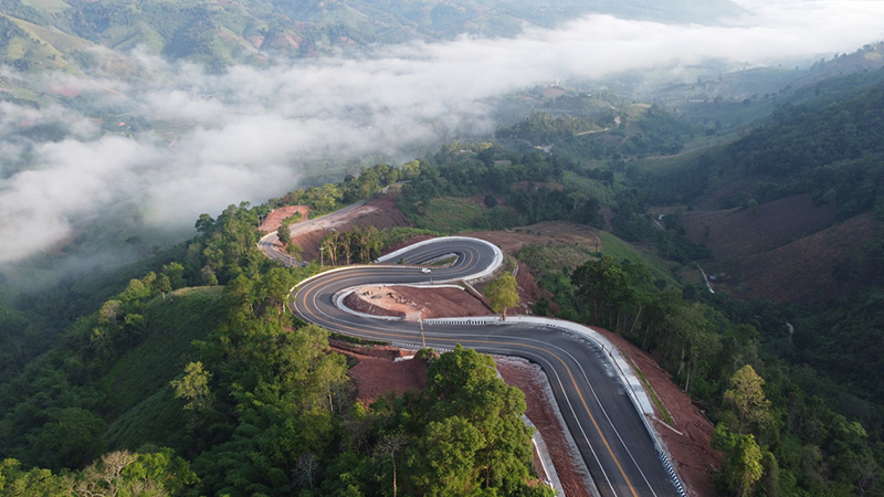 โค้งเลข 9 ภูเก้าง้อม จังหวัดเลย