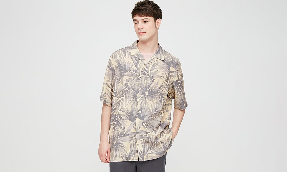 เสื้อลายดอกผู้ชาย