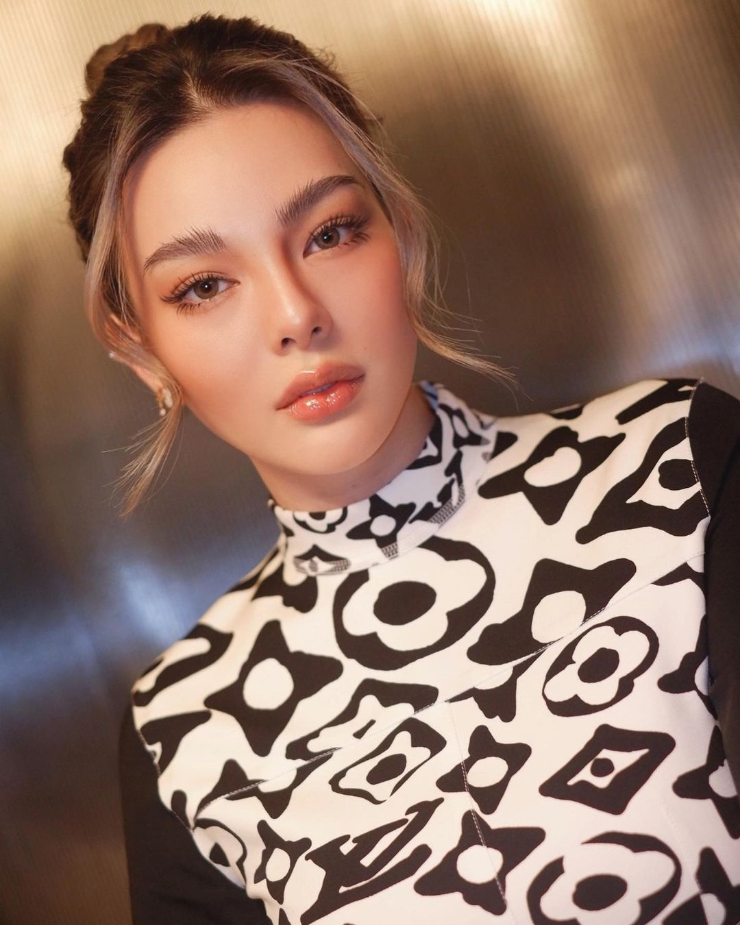 ดิว อริสรา