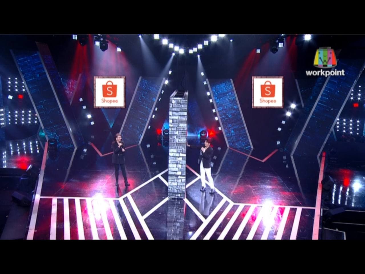 ร้องข้ามกำแพง