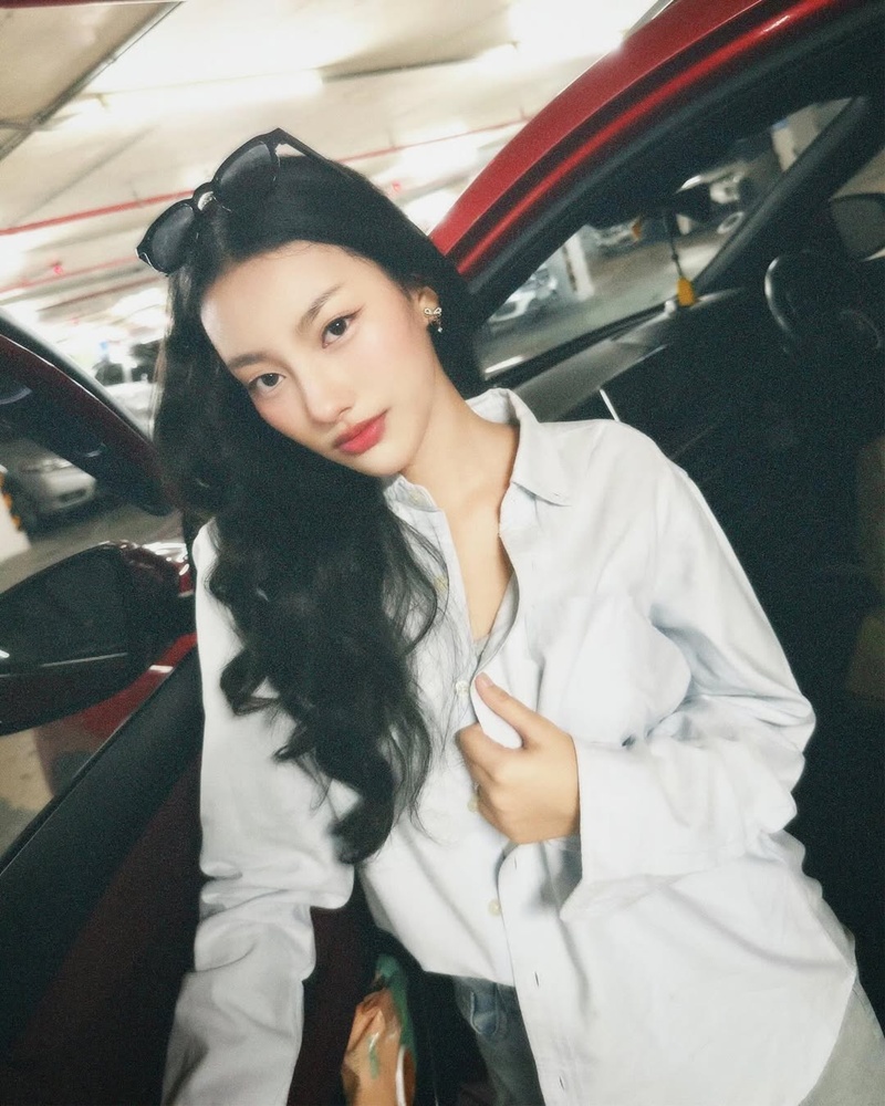 จื้อหลิง ดลณพรรณ