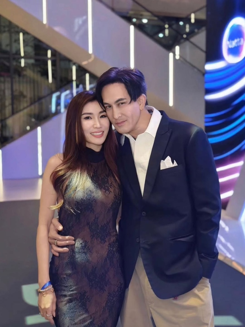 พีท ทองเจือ