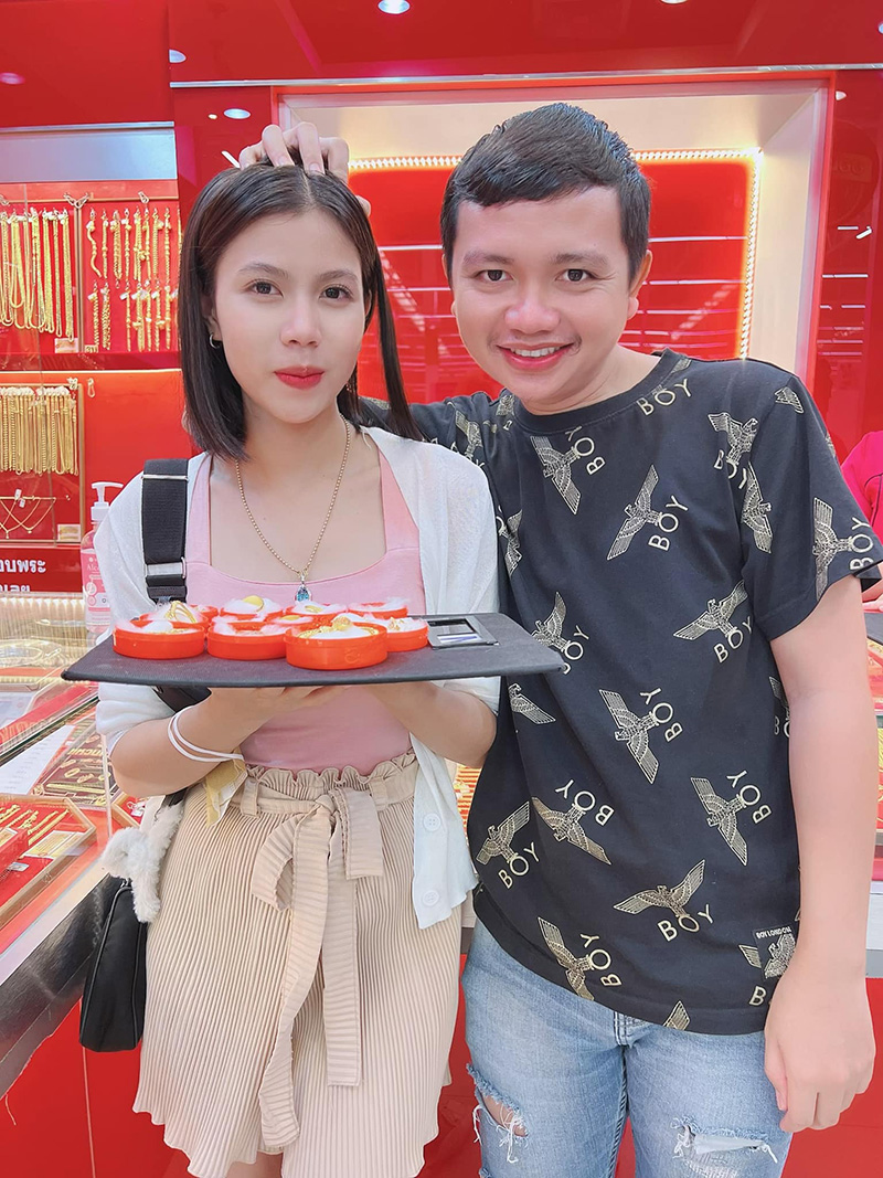 ครูไพบูลย์ ใจป้ำ ! เปย์ทองเส้นโตเป็นของขวัญวันเกิด กระต่าย พรรณนิภา  