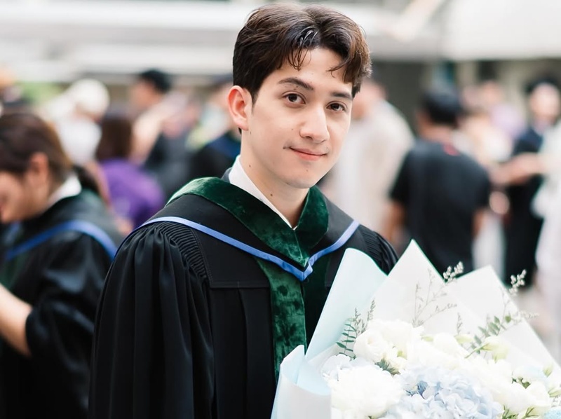 นุสบา ปุณณกันต์ ปลื้มหนัก ลูกชาย นพ.ปุณณ์ ซ้อมรับปริญญาหมอรามาฯ