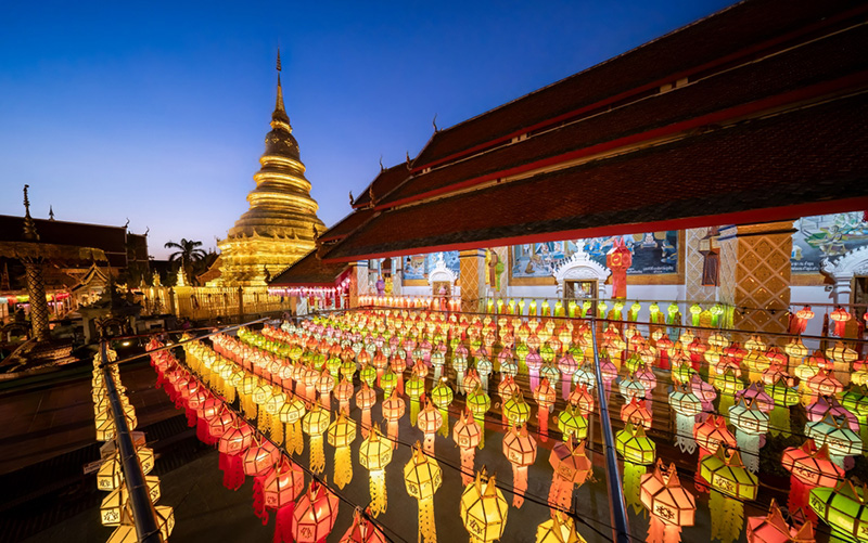 เทศกาลโคมแสนดวงลำพูน จังหวัดลำพูน