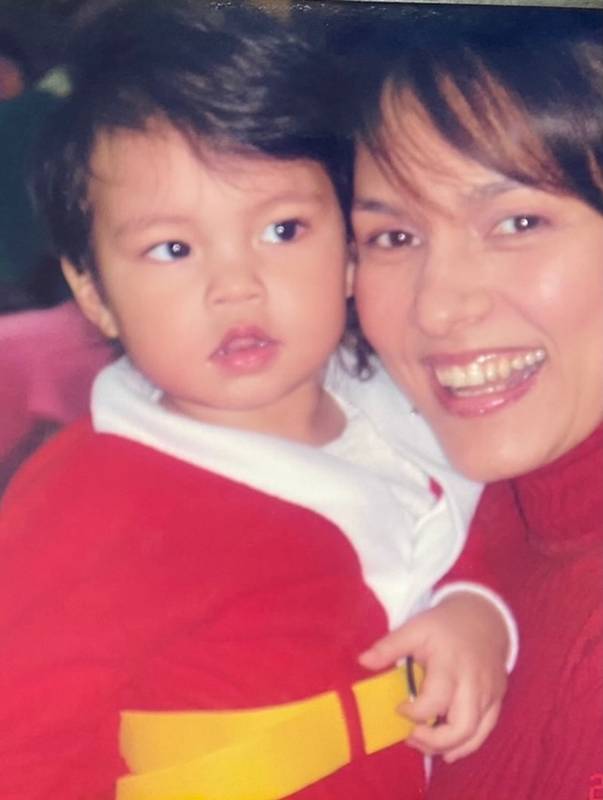 ขุนพล กฤต ลูกชาย ไก่ สุปราณี