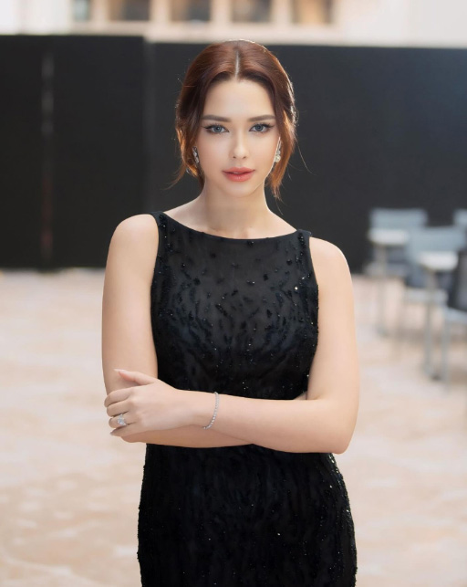 แพทริเซีย กู๊ด ดูแลหุ่นตอนท้อง