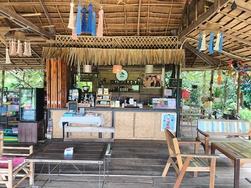 Dip dee Cafe’Style ที่เที่ยวท่าตะเกียบ ฉะเชิงเทรา