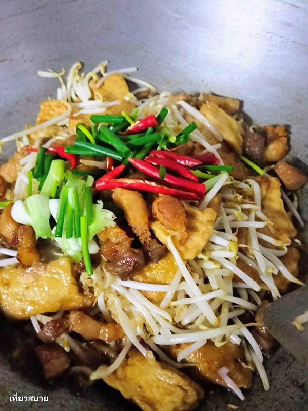 ผัดถั่วงอกเต้าหู้หมูสามชั้นกรอบ ผัดถั่วงอกใส่เต้าหู้ เมนูผัดผัก สูตรอาหาร