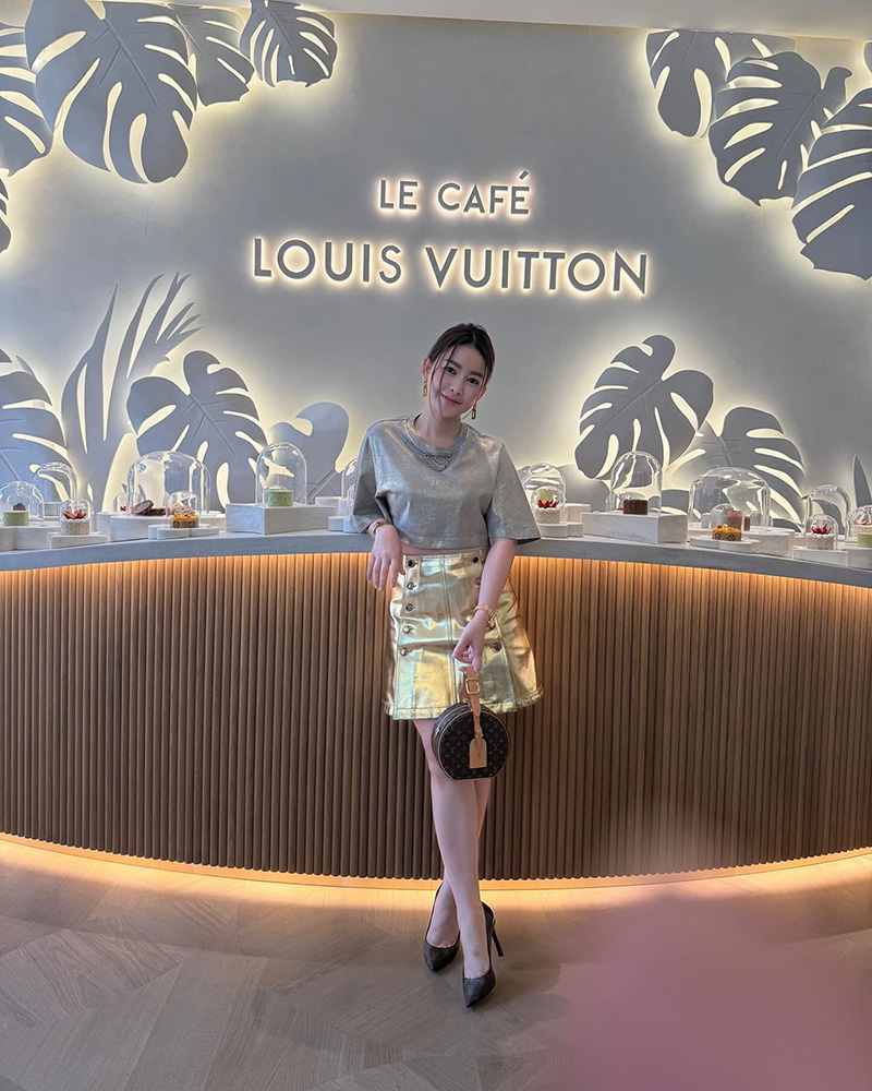 ส่องความรวย มาดามเมนี่ ไฮโซเพื่อนสนิท มดดำ 