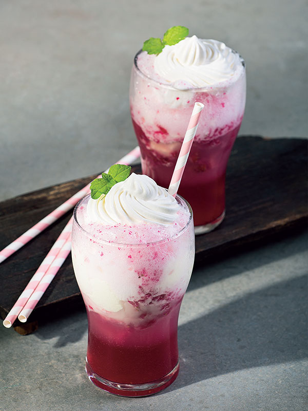 สตรอว์เบอร์รีครีมโฟลท