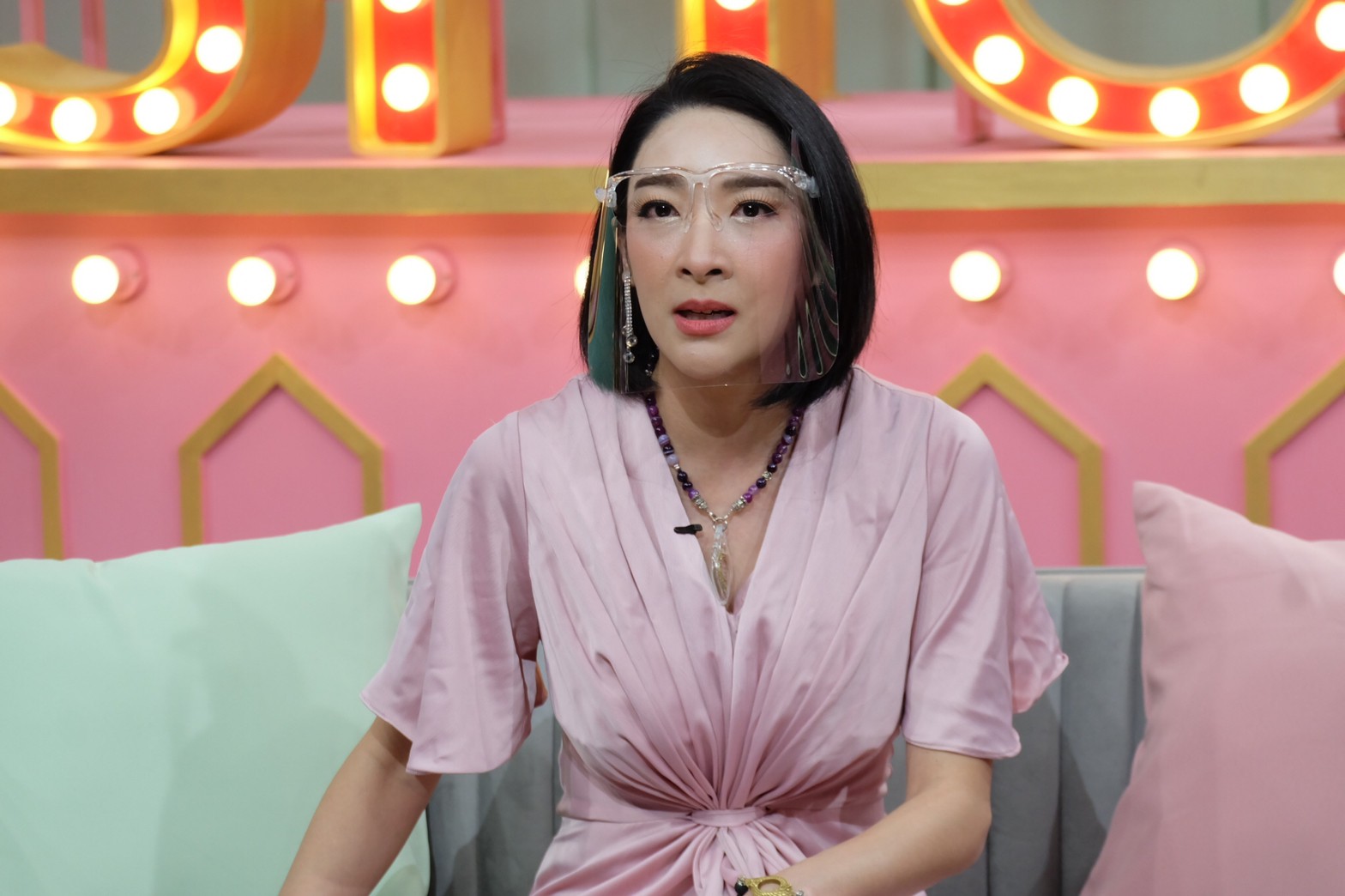 อิมอิม เฟี้ยว์ฟ้าว