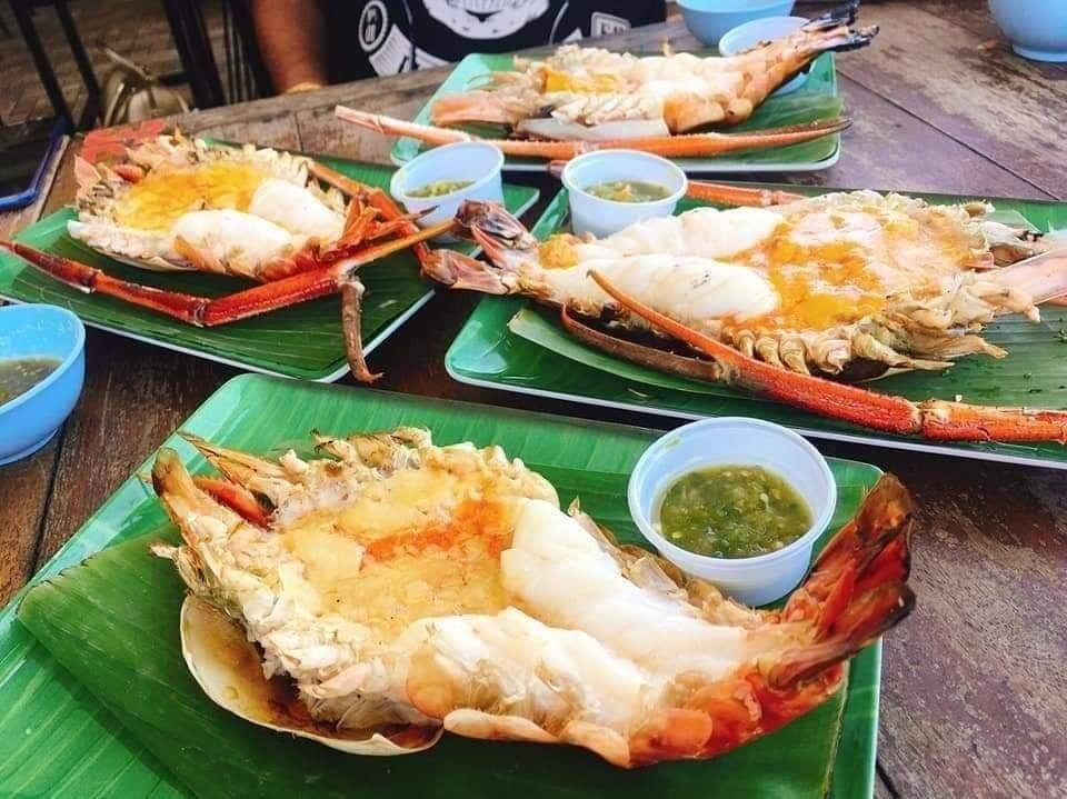 ร้านอาหารอยุธยา ริมน้ำ