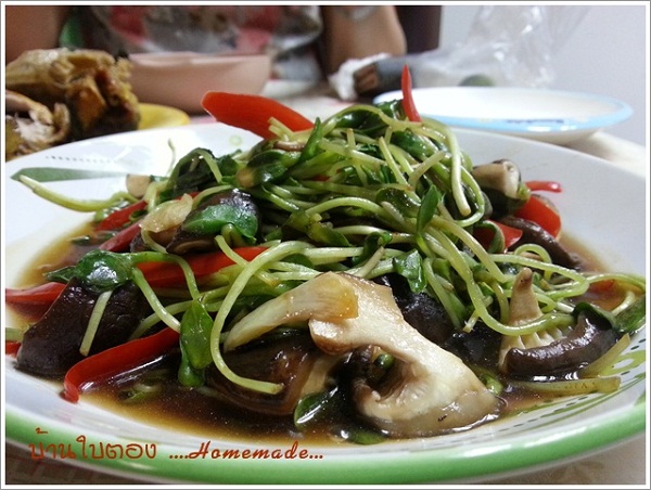 ผัดเห็ด