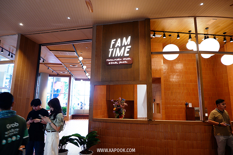 ร้านอาหาร Central Northville