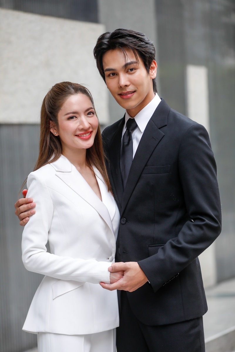 สงครามสมรส แอฟ ทักษอร ตรี ภรภัทร