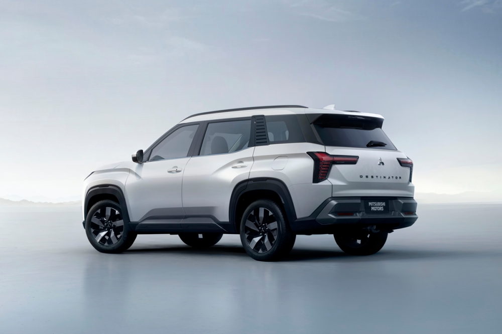 mitsubishi destinator