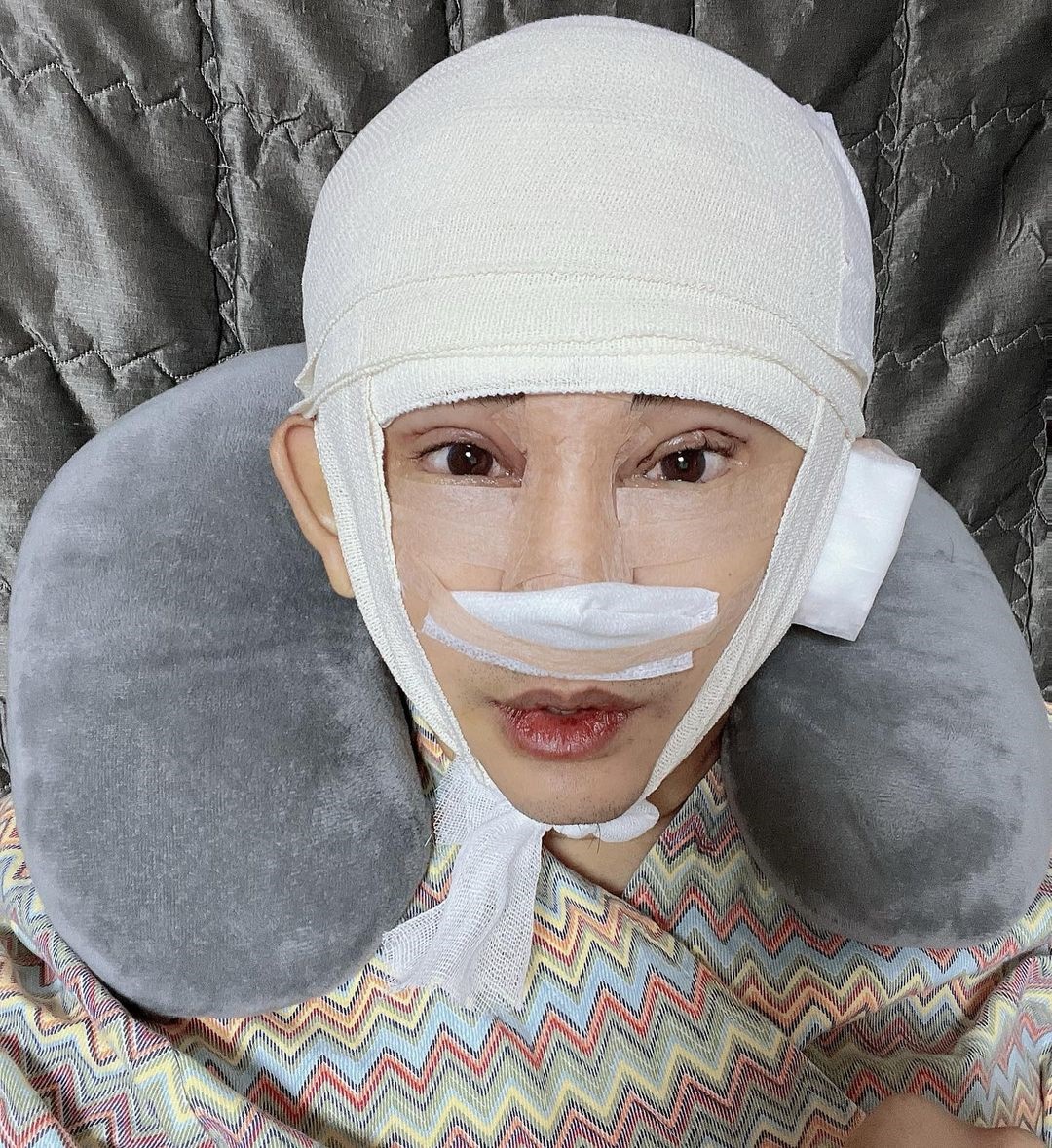 พชร์ อานนท์