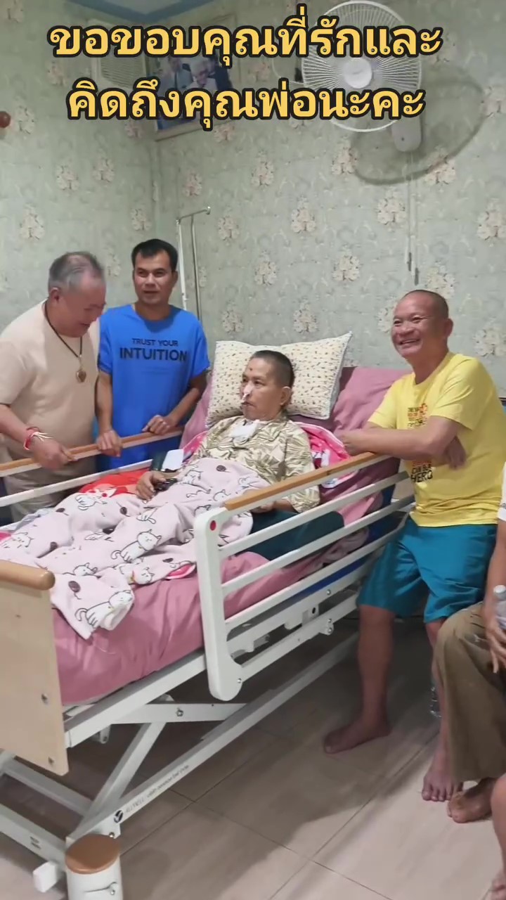 ดาราตลก เยี่ยม เด๋อ ดอกสะเดา