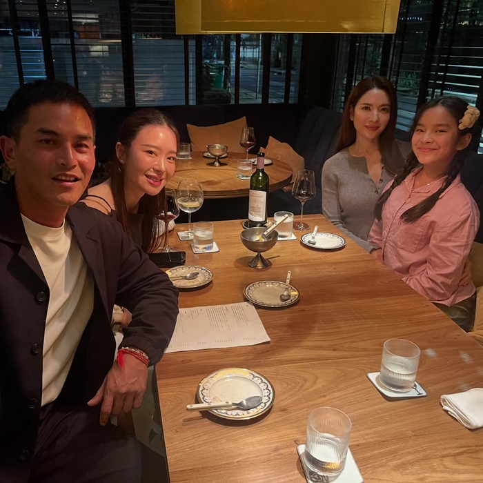 สงกรานต์ เตชะณรงค์ อวดโมเมนต์อบอุ่นใจ ดินเนอร์วันพ่อ