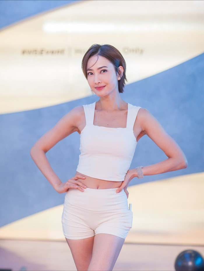  แต้ว ณฐพร ทรงผมสั้น