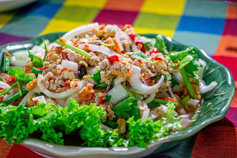 คาเฟ่ในสวนยาง