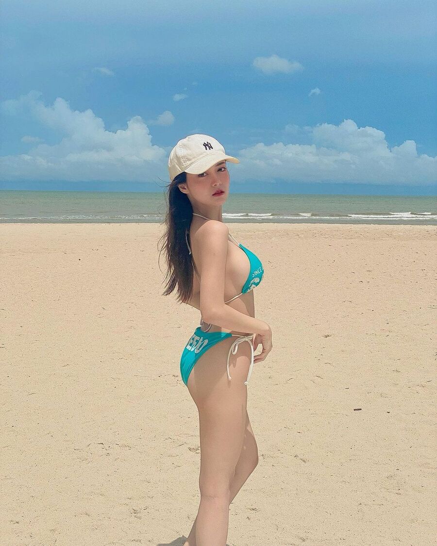 เอื้อย พรสวรรค์