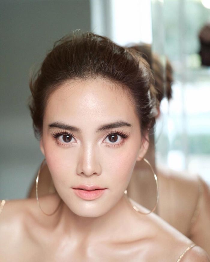 บ้านดาราไทย