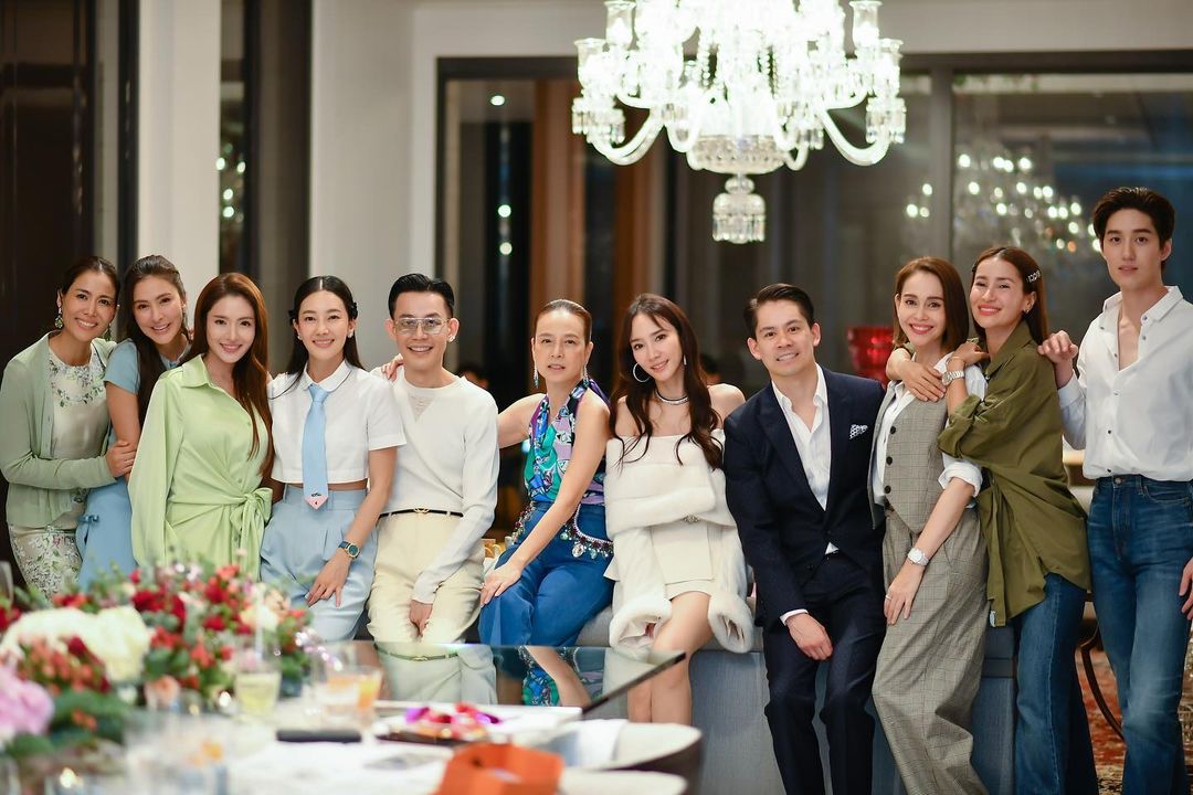 มาดามแป้ง นวลพรรณ ล่ำซำ