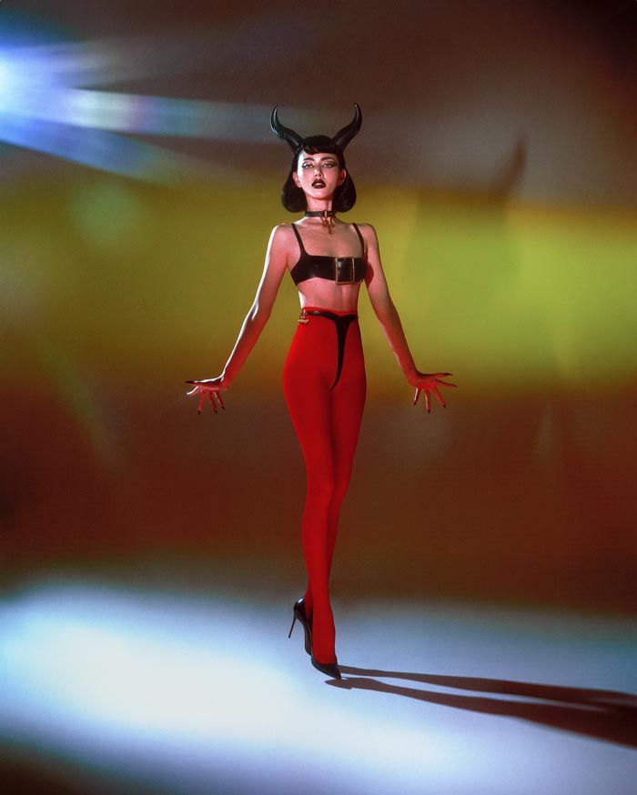 ใหม่ ดาวิกา แต่งผี ฮาโลวีน