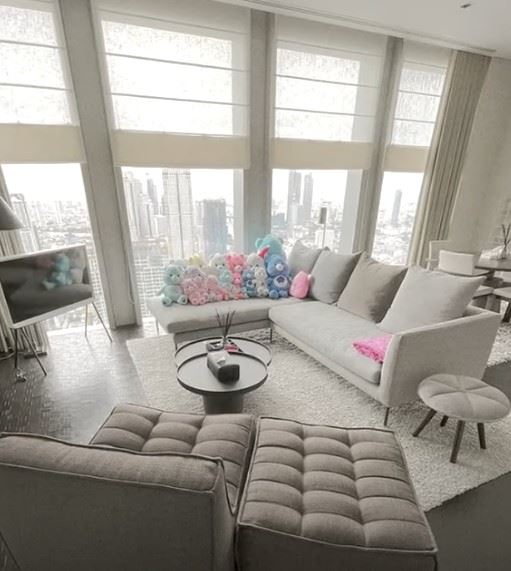  เพนท์เฮ้า ดิว อริสรา