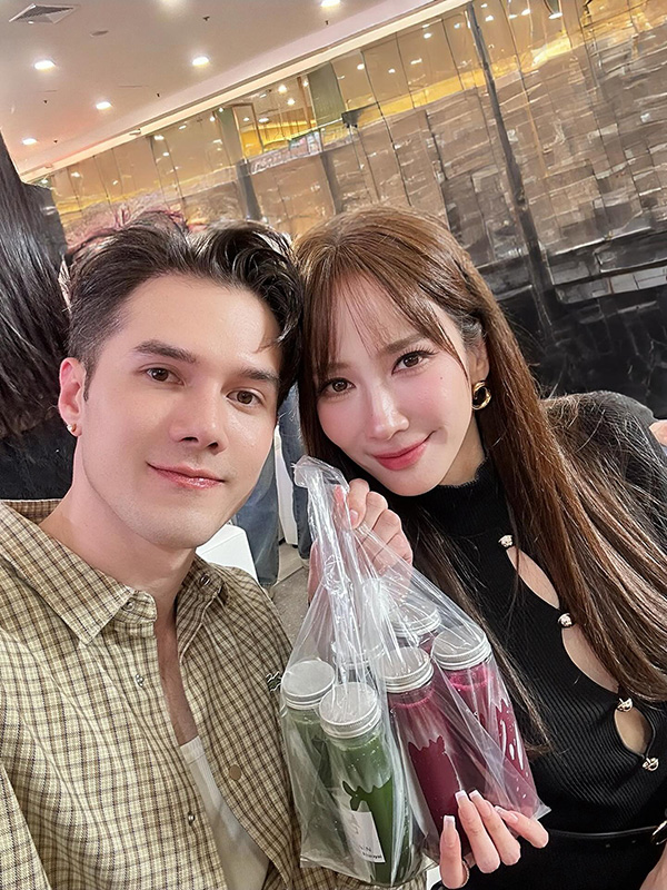 มิกค์ ทองระย้า - อั้ม พัชราภา