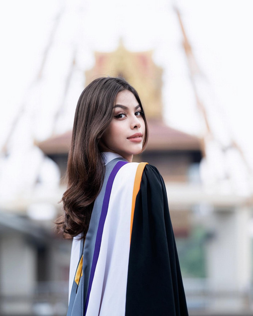 น้ำเพชร อิสรีย์ ประวัติ