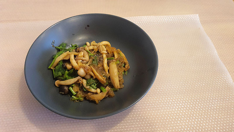เห็ดอบวุ้นเส้น