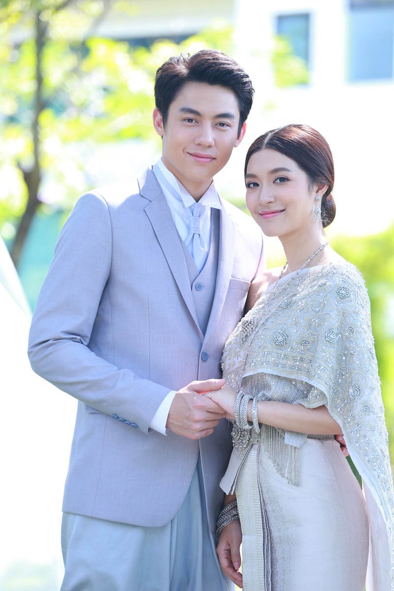 อกเกือบหักแอบรักคุณสามี
