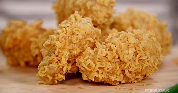 ไก่กรอบมาม่า