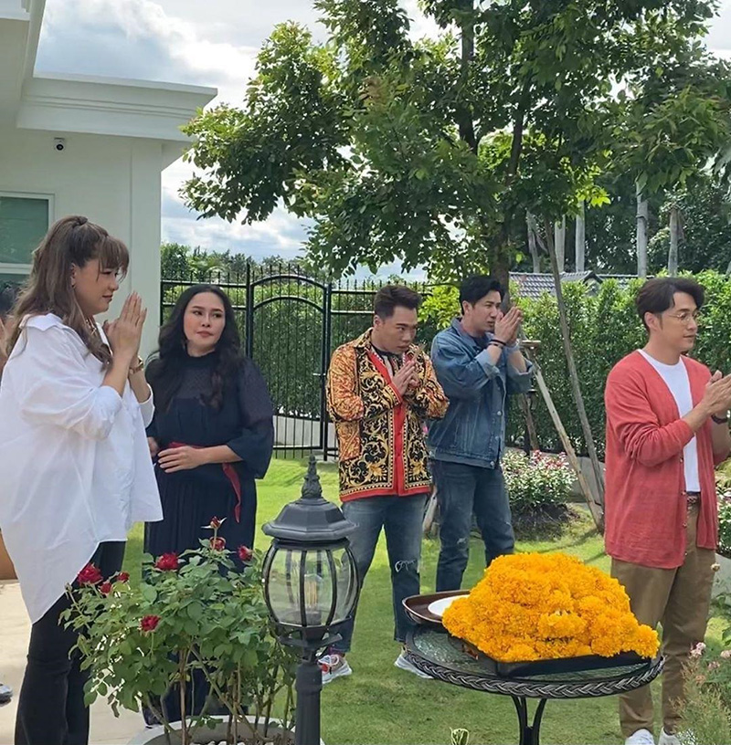 ใหม่ เจริญปุระ