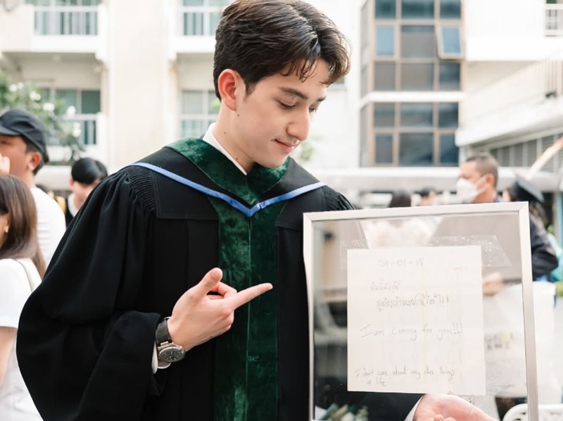 นุสบา ปุณณกันต์ ปลื้มหนัก ลูกชาย นพ.ปุณณ์ ซ้อมรับปริญญาหมอรามาฯ