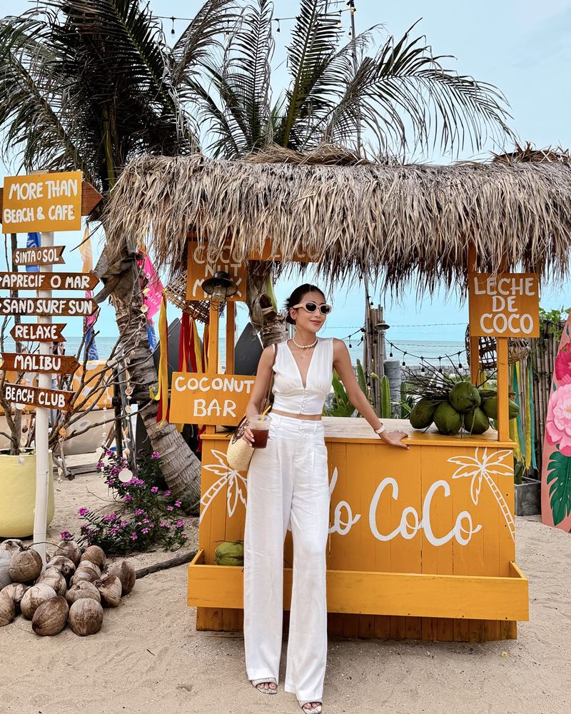 เนย โชติกา