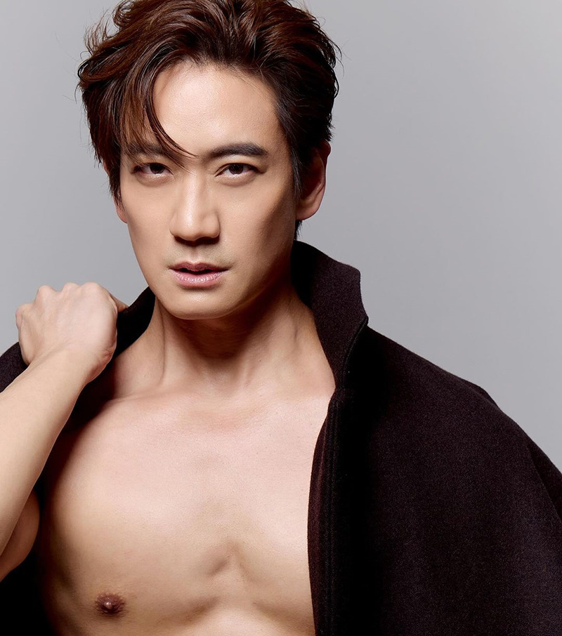 หมอโอ๊ค สมิทธิ์