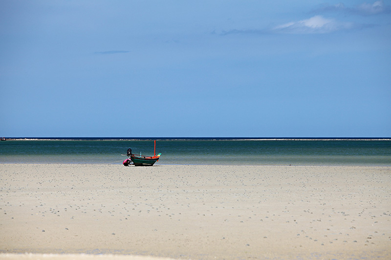 อ่าวบ่อเมา ที่เที่ยวปะทิว