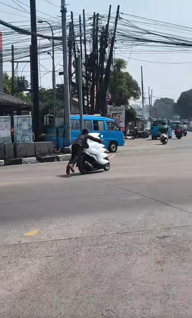 ส่งน้ำแข็ง