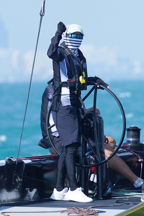 พระราชินี ทรงนำทัพเรือใบไทย คว้าเหรียญทองซีเกมส์ 2025