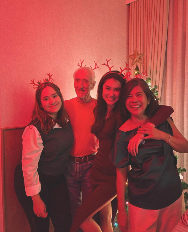 ลีน่า ลลินา ชูเอ็ทท์