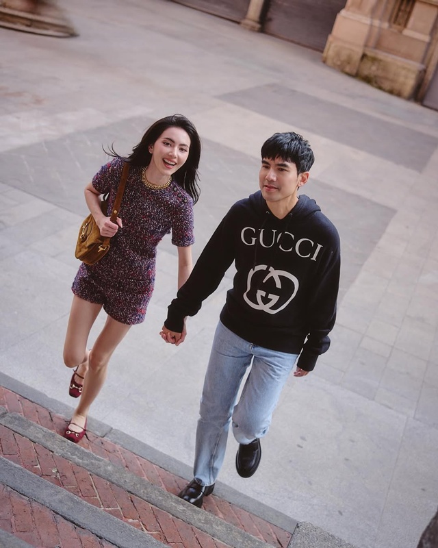 ใหม่ ดาวิกา - เต๋อ ฉันทวิชช์ สวีตหวานกลางมิลาน อิตาลี 