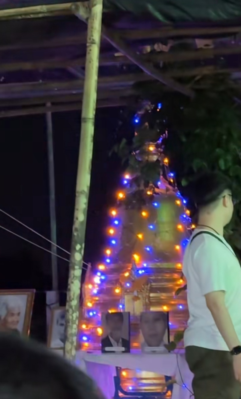 ต้นคริสต์มาส